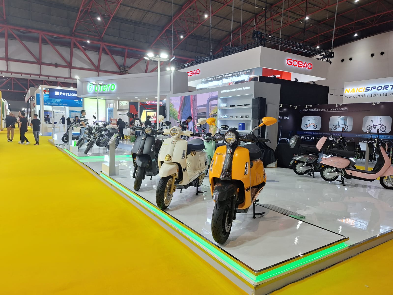 Booth Pameran Asia Bike PEVS Jakarta Periklindo Electric Bike Expo.