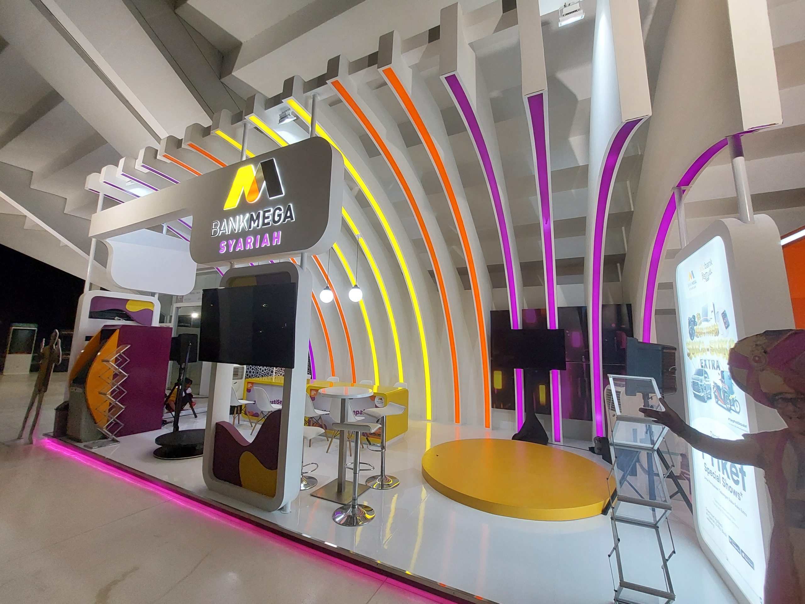 Kontraktor Pameran Design Booth Keren Kekinian