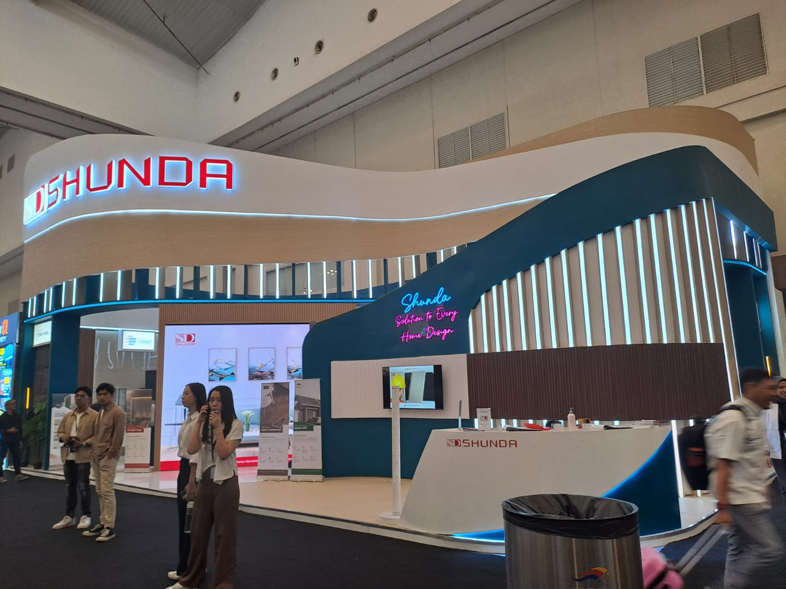 cara mengatur jadwal tim jaga booth 